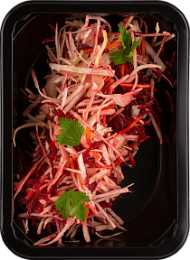 Салат из свежей капусты со свежей свеклой и морковью